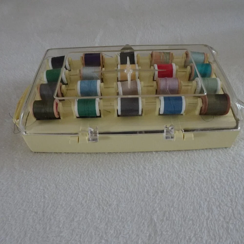 MCM Sewing Box Filled With VTG Thread & Notions William Thomas Plastic Latched